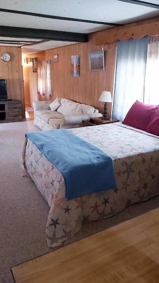 מפרץ אלכסנדריה Hills Motel & Marina מראה חיצוני תמונה